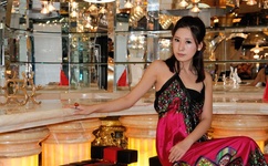 粉红顽皮豹图片